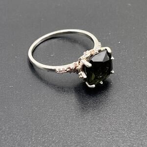 FJ Fragrant Jewels Sterling‎ Silver 
Collectors Wicked Fairy Green Ring 9.25 New
